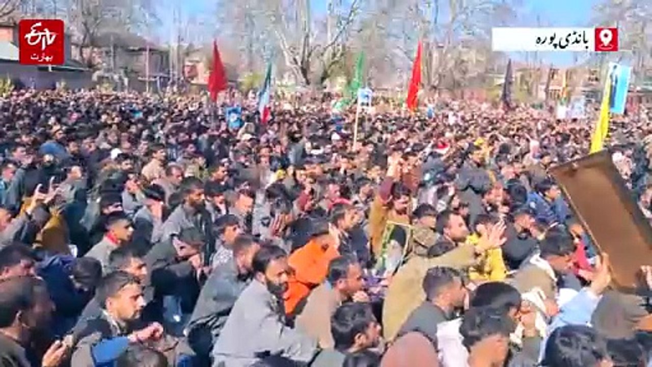 ایرانی سپریم لیڈر آیت اللہ علی خامنہ ای کی شہادت پر غم وغصہ: کشمیر کے مختلف شہروں میں احتجاجی مظاہرے
