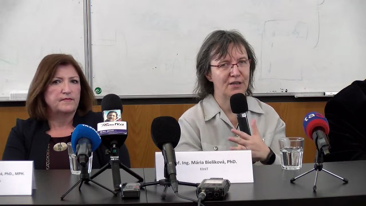 ZÁZNAM: Lekári varujú pred zdravotníckymi dezinformáciami na internete