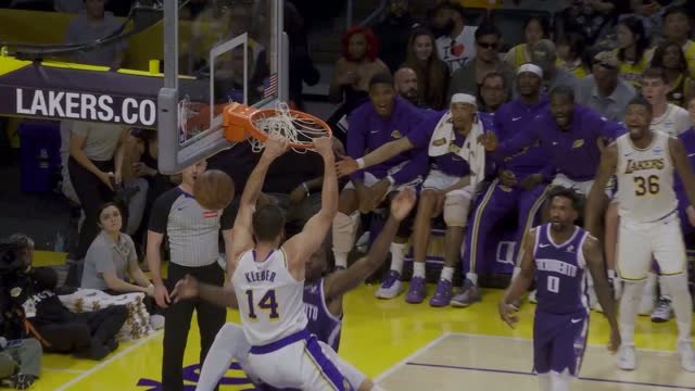 Lakers - Le dunk monumentale de Kleber contre les Kings