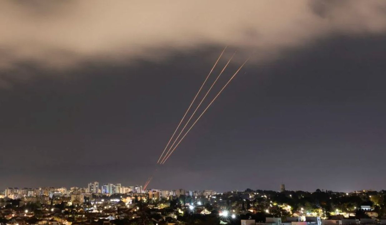 ಮಧ್ಯಪ್ರಾಚ್ಯ ಯುದ್ಧ: ಇರಾನ್ ಹಾಗೂ ಅಮೆರಿಕಾ-ಇಸ್ರೇಲ್ ನಡುವೆ ದಾಳಿ- ಪ್ರತಿದಾಳಿ