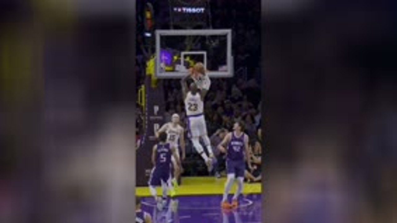 Lakers - LeBron James régale face aux Kings avec cet alley-oop
