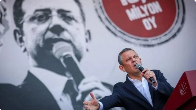Özgür Özel: Bir daha hiç kimse bugünkü Cumhurbaşkanı'nın yetkileriyle donatılmayacak