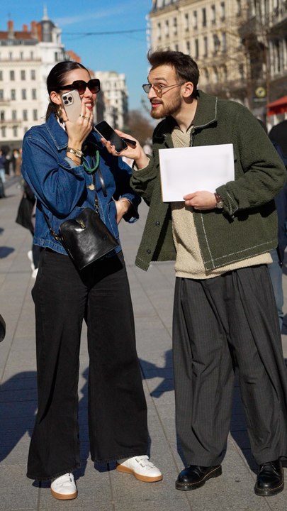 Elle PROPOSE un PLAN  à son meilleur ami par 📞 si je devine son prénom !