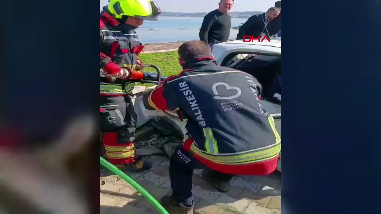 İki otomobil çarpıştı; 6 yaralı