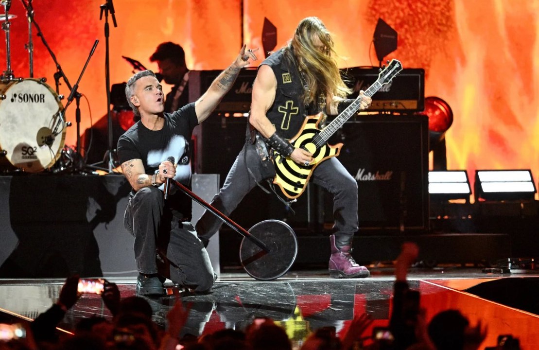 Ozzy Osbourne - No More Tears - Robin Williams, Zakk Wylde Tribute The Brits 2026