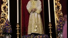 Besapíes a Nuestro Padre Jesús en Su Soberano Poder