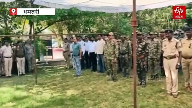 होली से पहले छत्तीसगढ़ पुलिस का शक्ति प्रदर्शन, दुर्ग में 900 जवान, सूरजपुर में 600 जवान तैनात, जगह-जगह निकला फ्लैग मार्च