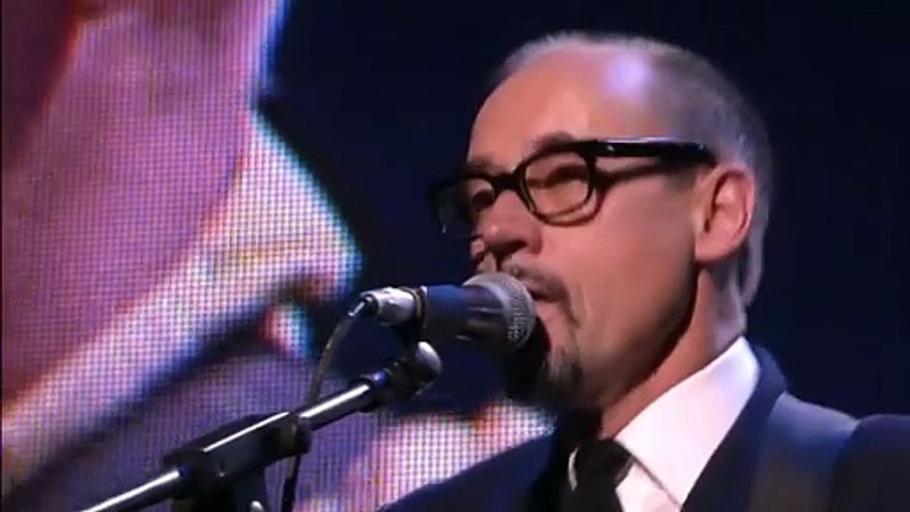 While My Guitar Gently Weeps (The Beatles cover) with Andy Fairweather‐Low - Mike + The Mechanics (live)