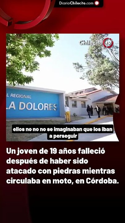 Un joven de 19 años falleció después de haber sido atacado con piedras mientras circulaba en moto, en Córdoba.