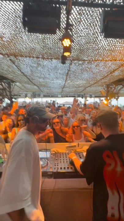 Can’t wait for summer in Saint-Tropez 🌊🍾