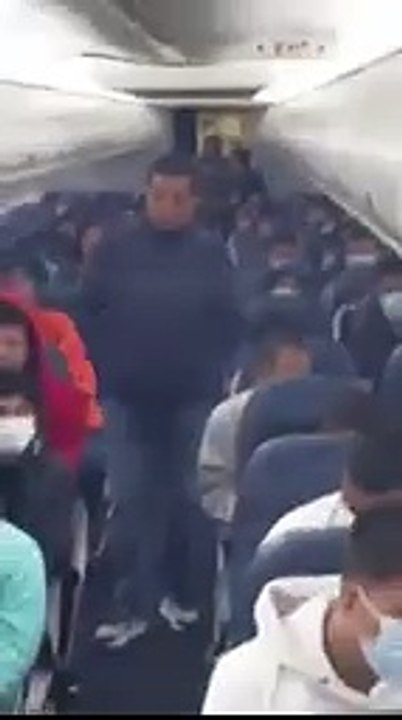 Primeros migrantes deportados desde Estados Unidos aterrizaron en Colombia