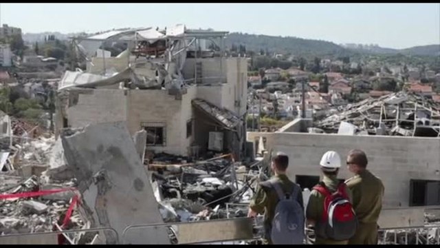 Israele, lo shock degli abitanti di Beit Shemesh colpita dall'Iran