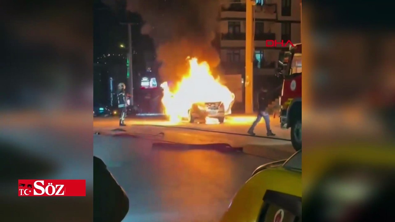 Kocaeli’de otomobil alev alev yandı