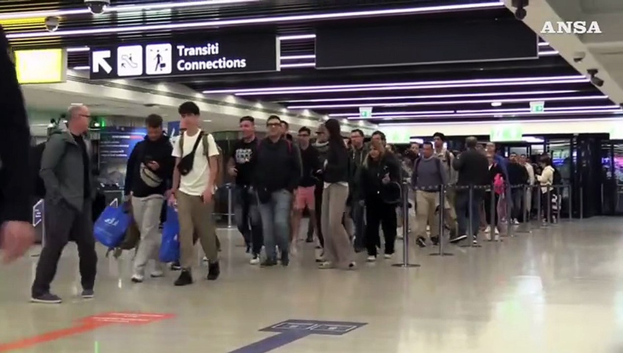 Arrivato a Fiumicino il primo volo con gli italiani rientrati da Oman
