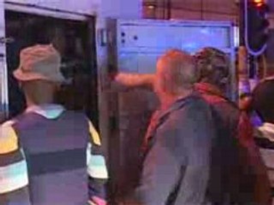 Johannesburg : arrestation de clandestins par la police