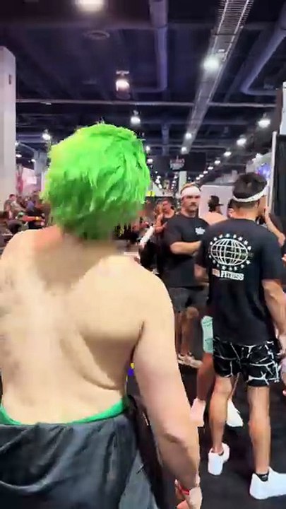 Yujiro shows Zoro strength 👹 #yujirohanma
