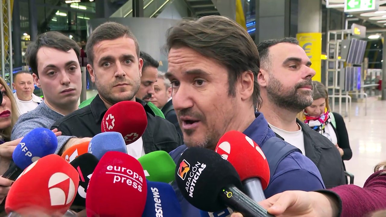 Los primeros españoles evacuados por la guerra en Irán llegan a Madrid: "Se oían las bombas"