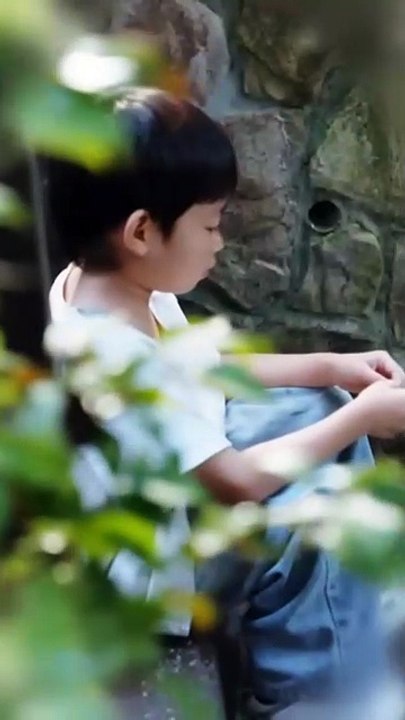 (71) After waking up, she looked at her bankrupt villain husband, she was unhurried, relying on the system to help him get back on his feet and return to the power of the wealthy family