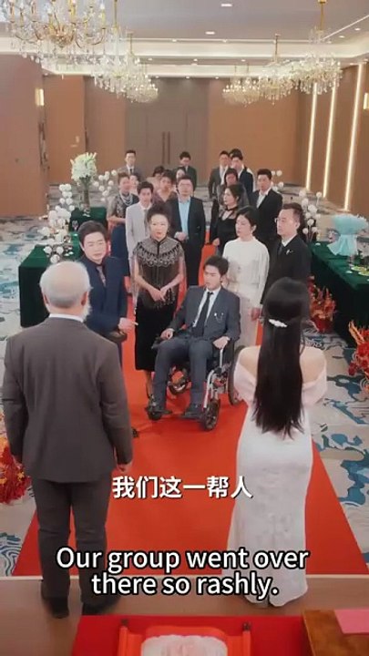 (71) After waking up, she refused to fulfill her marriage contract, and then exposed the true face of the scumbag in public, turned around and got a marriage certificate with Pei Shiyuan, a disabled boss feared by everyone in Beijing
