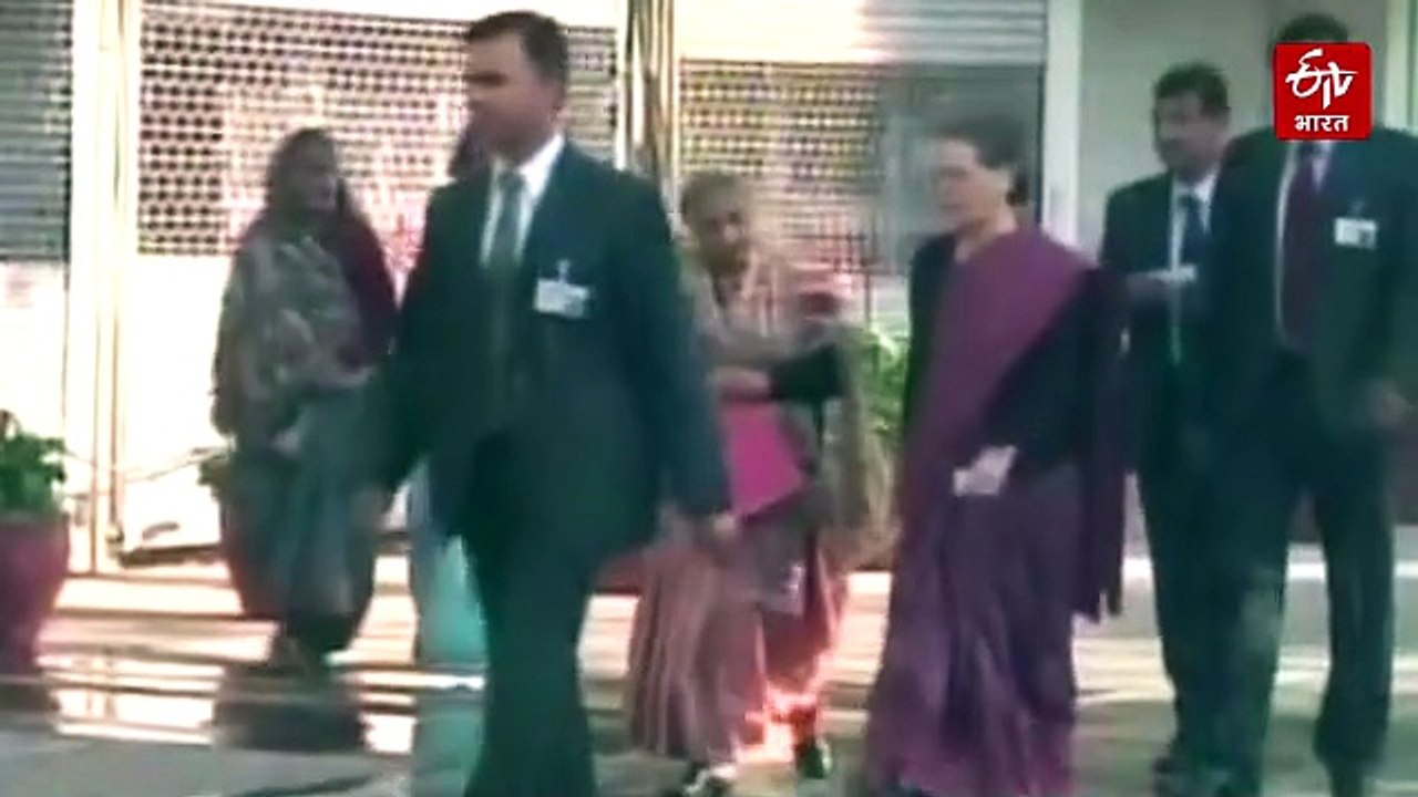 ईरान के सुप्रीम लीडर खामेनेई के मुद्दे पर सोनिया गांधी का वार, मोदी सरकार की ‘चुप्पी’ पर सवाल