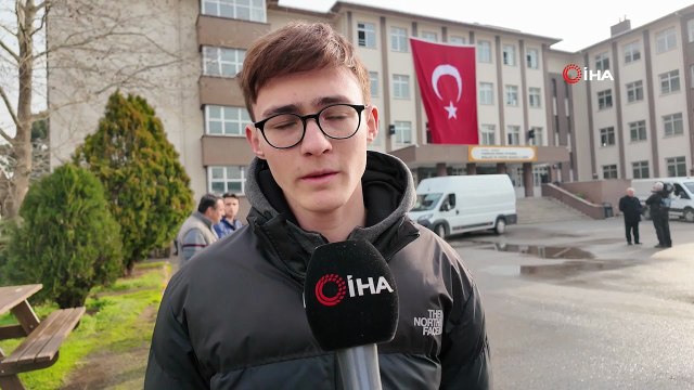 Öğretmen öğrencisinin saldırısında hayatını kaybetti! Görgü tanıkları konuştu: 'Kimse bir şey yapamadı'