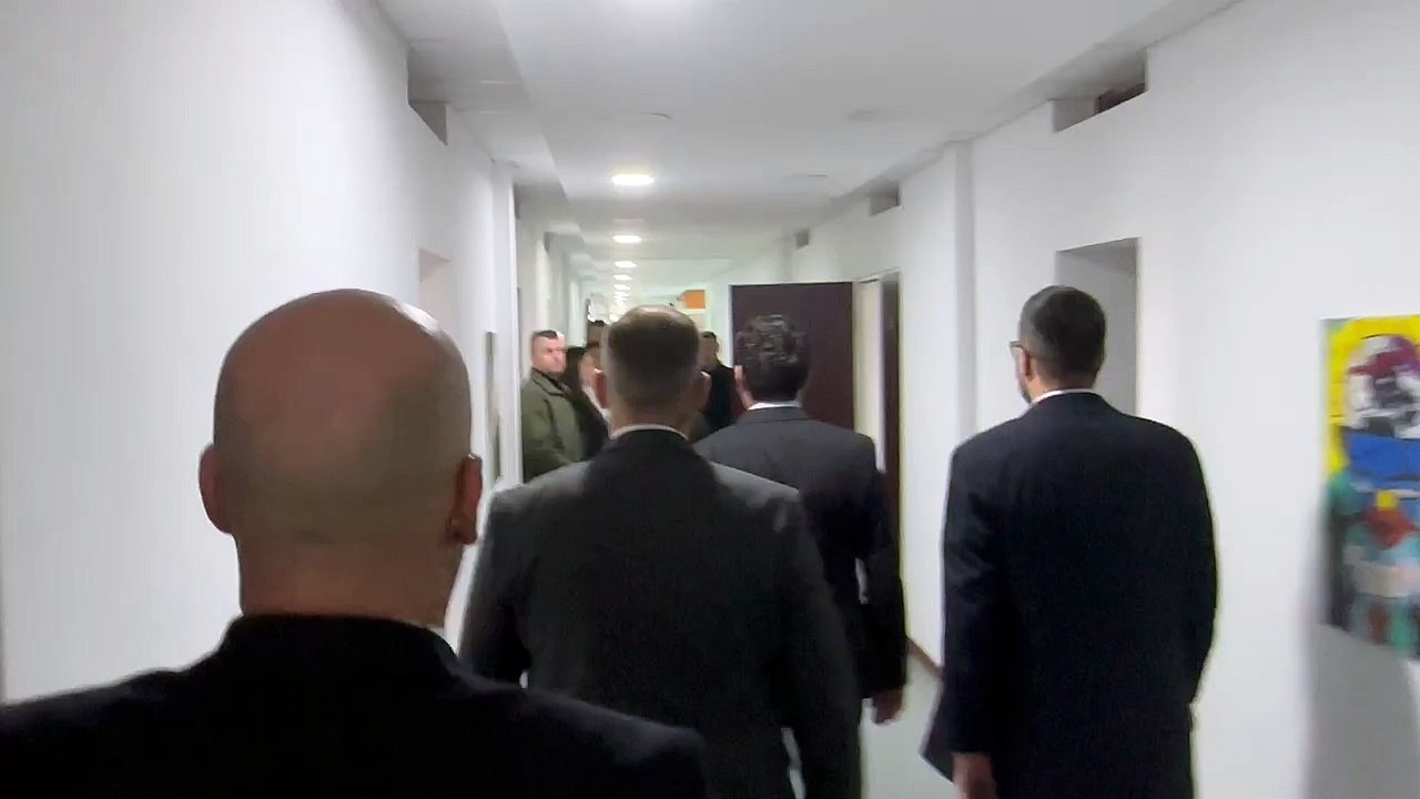 Takim tjetër me Abdixhikun në Kuvend, Kurti pyetet a pritet të ketë marrëveshje, s'flet