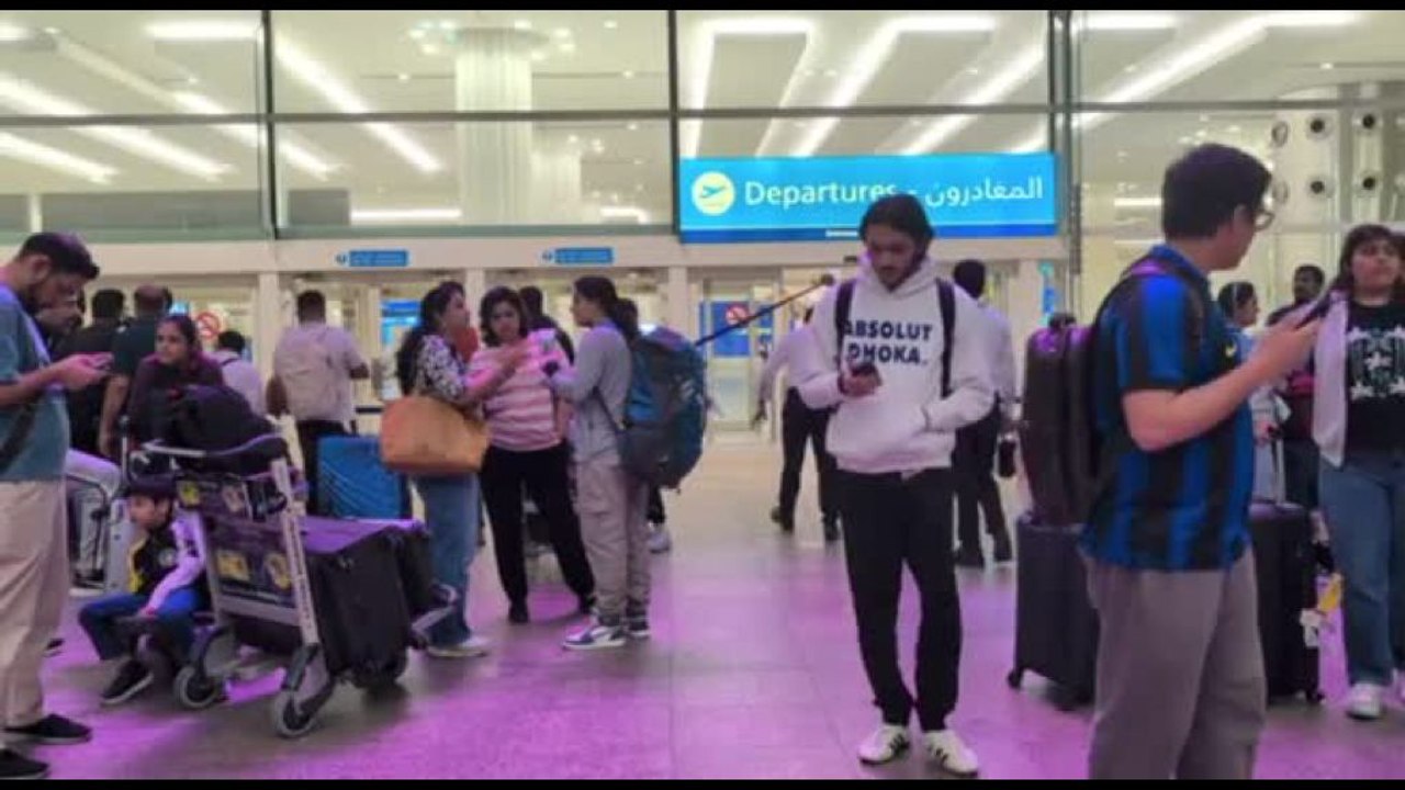 M.O., all'aeroporto di Dubai primi passeggeri in partenza