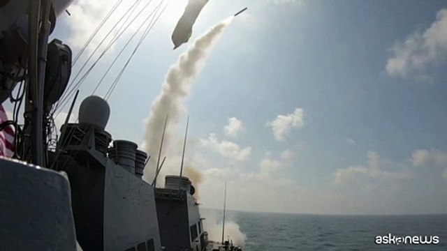 Cina chiede di fermare escalation: garantire sicurezza Stretto Hormuz