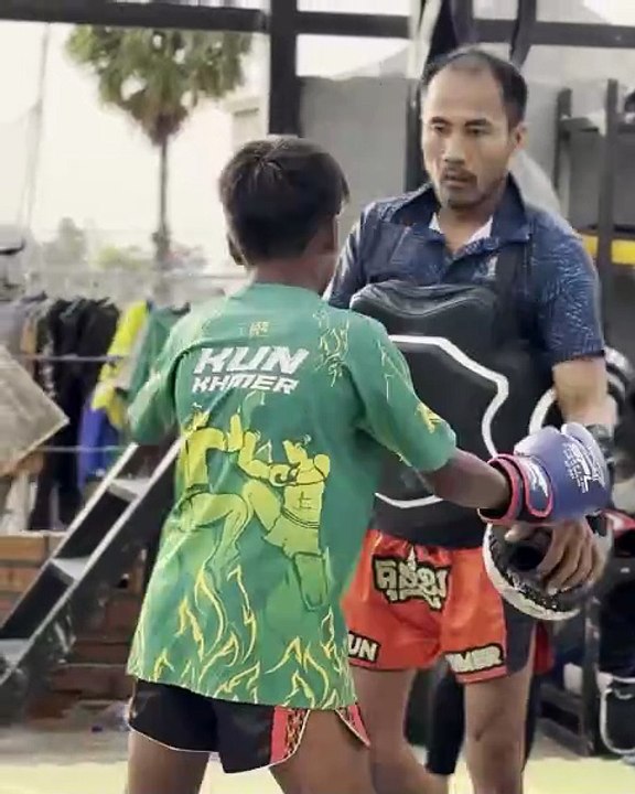 ឥលូវទុកឲ្យ គ្រូឆ្នើម គ្រូភា គ្រូថេន អុកឡុកសិនតែ២ឆ្នាំទៀត លោក ផាត សូដា នឹងធ្វើព្យុះភ្លៀងម្ដង