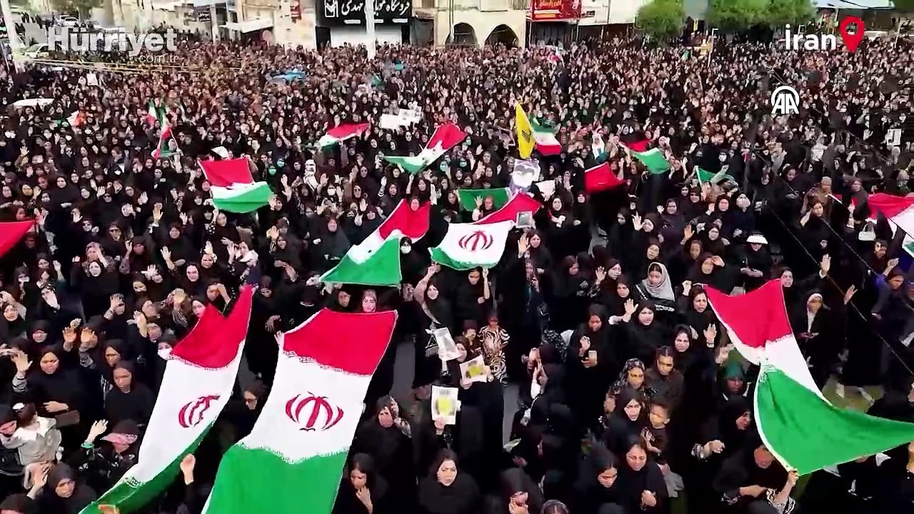 ABD-İsrail'in İran'da ilkokula düzenlediği saldırıda ölen çocuklar için cenaze töreni düzenlendi