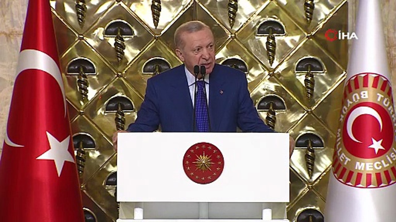 Cumhurbaşkanı Erdoğan: "Dünya, en küçük kıvılcımda tutuşacak derecede ısınıyor, ısıtılıyor"