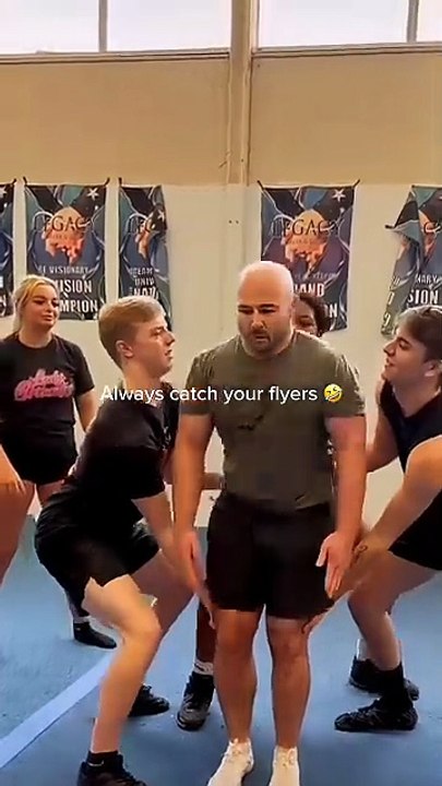 That catch was great 🤣 #cheerleading #cheer #cheerleader #dancer #dance #performancecheer #fail [Full Movie] [Full Movie]