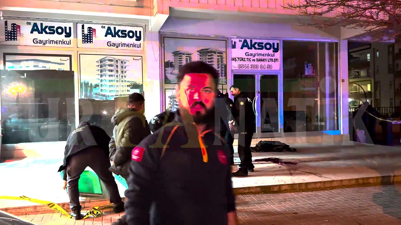 Şanlıurfa’nın Karaköprü İlçesinde 4. Kattan Düşen Kişi Öldü