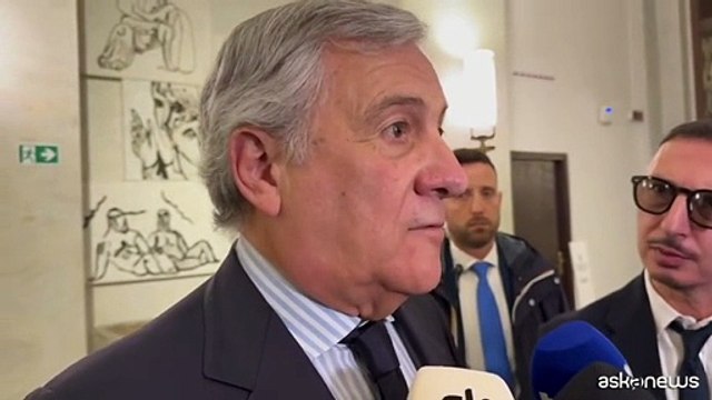 Tajani: Entro stasera 2.500 italiani torneranno dai Paesi del Golfo