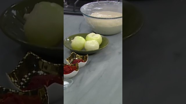 Dışı Çıtır, İçi Yumuşacık Soğanlı Ekmek Tarifi | Nermin'in Enfes Mutfağı