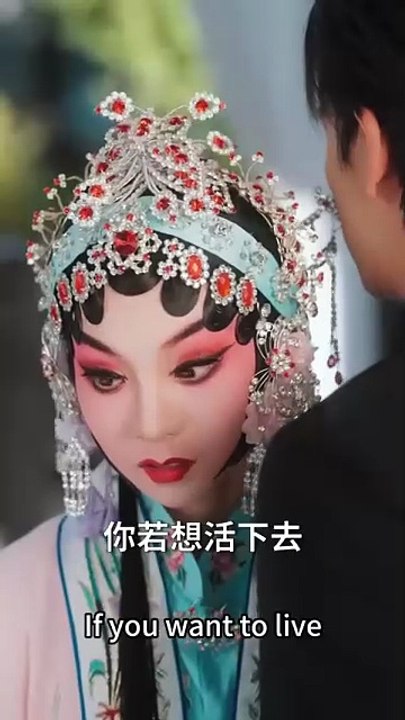 (71) In the end, she boldly used as bait to wander between the two top powers, playing with them again and again, everyone was waiting to see her being torn apart and devoured, but the ending was reversed, she completed her revenge and retreated, and even