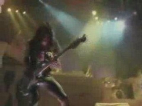 IRON MAIDEN - The evil that men do