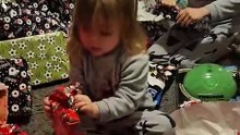 Little Girl’s Hilarious Santa Realization Has Everyone Laughing!|| Heartsome 💖
