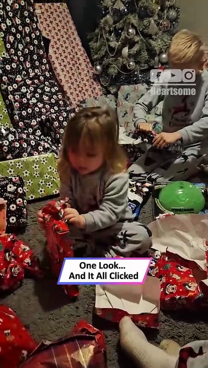 Little Girl’s Hilarious Santa Realization Has Everyone Laughing!|| Heartsome 💖