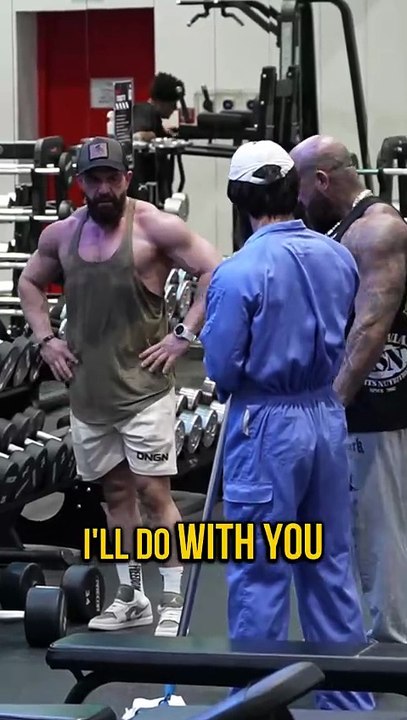 X  They didn't expect... ELITE Powerlifter ANATOLY Pretends to be CLEANER in GYM
