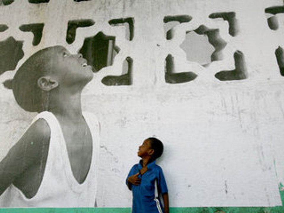 OTIS - LIBERIA // LONDON