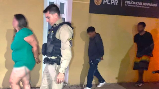 Nissan March furtado no Coqueiral durante a madrugada é recuperado pela Polícia Militar no Centro poucas horas depois