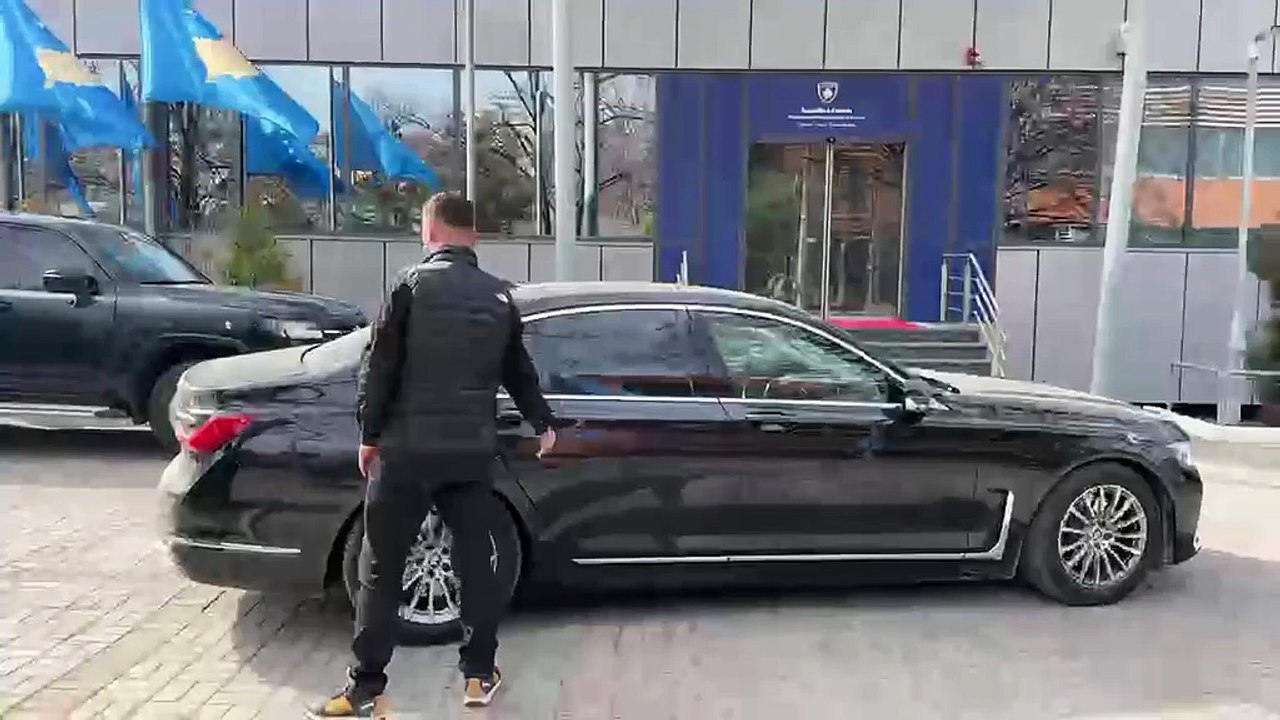 Glauk Konjufca pyetet per presidentin