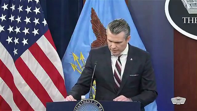 Iran, il sottomarino Usa affonda la nave di Teheran con un siluro - Video