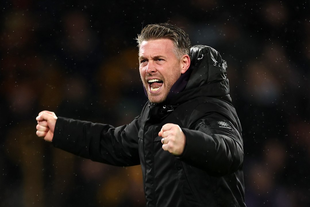 Il ballo degli utlimi in classifica: così i Wolves festeggiano la vittoria contro il Liverpool