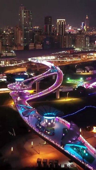 “Gulf Oil Attacks Send Global Markets Into Panic – Energy Disruptions Explained”