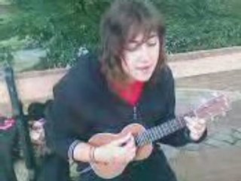 VID002