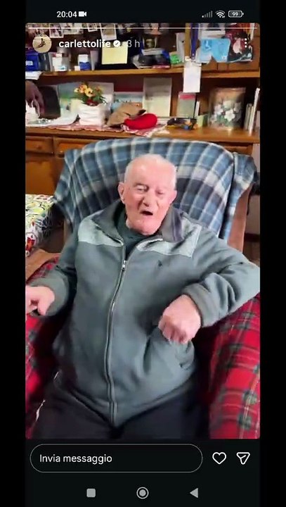 Carletto Life story con i nonni e gli amici