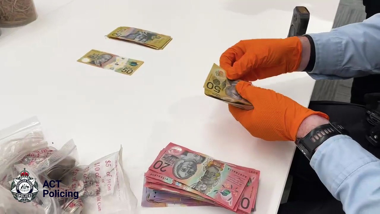 ACT police seize cash from alleged restaurant burglar