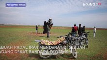 Tak Biasa! Momen Warga Suriah Santai Nongkrong di Atas Bangkai Rudal Iran